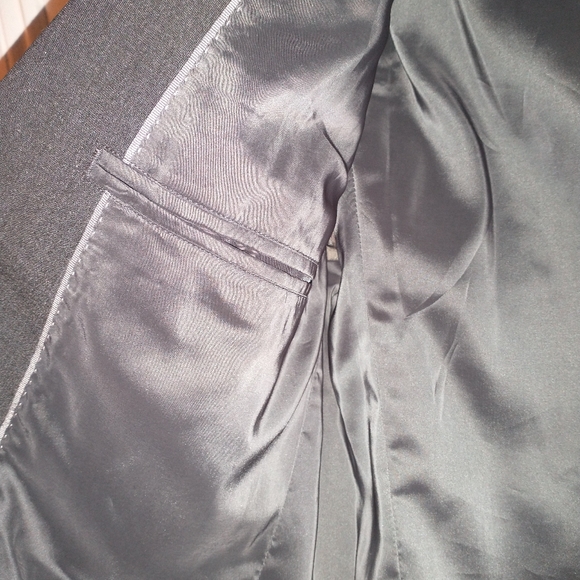 Blazer - Picture 7 of 9